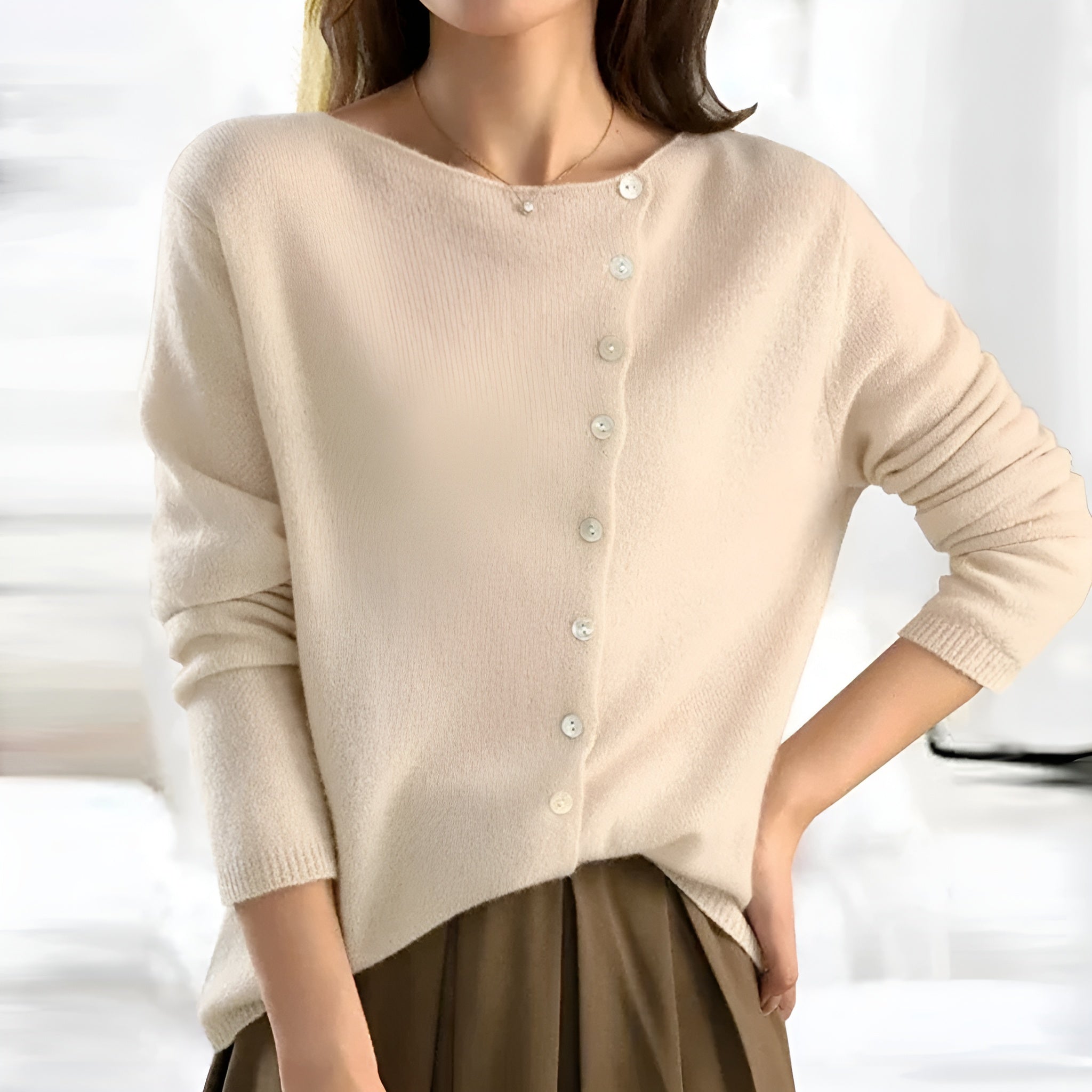 ISARA™ – LUKSURIØS VEST MED TIDSLØST DESIGN